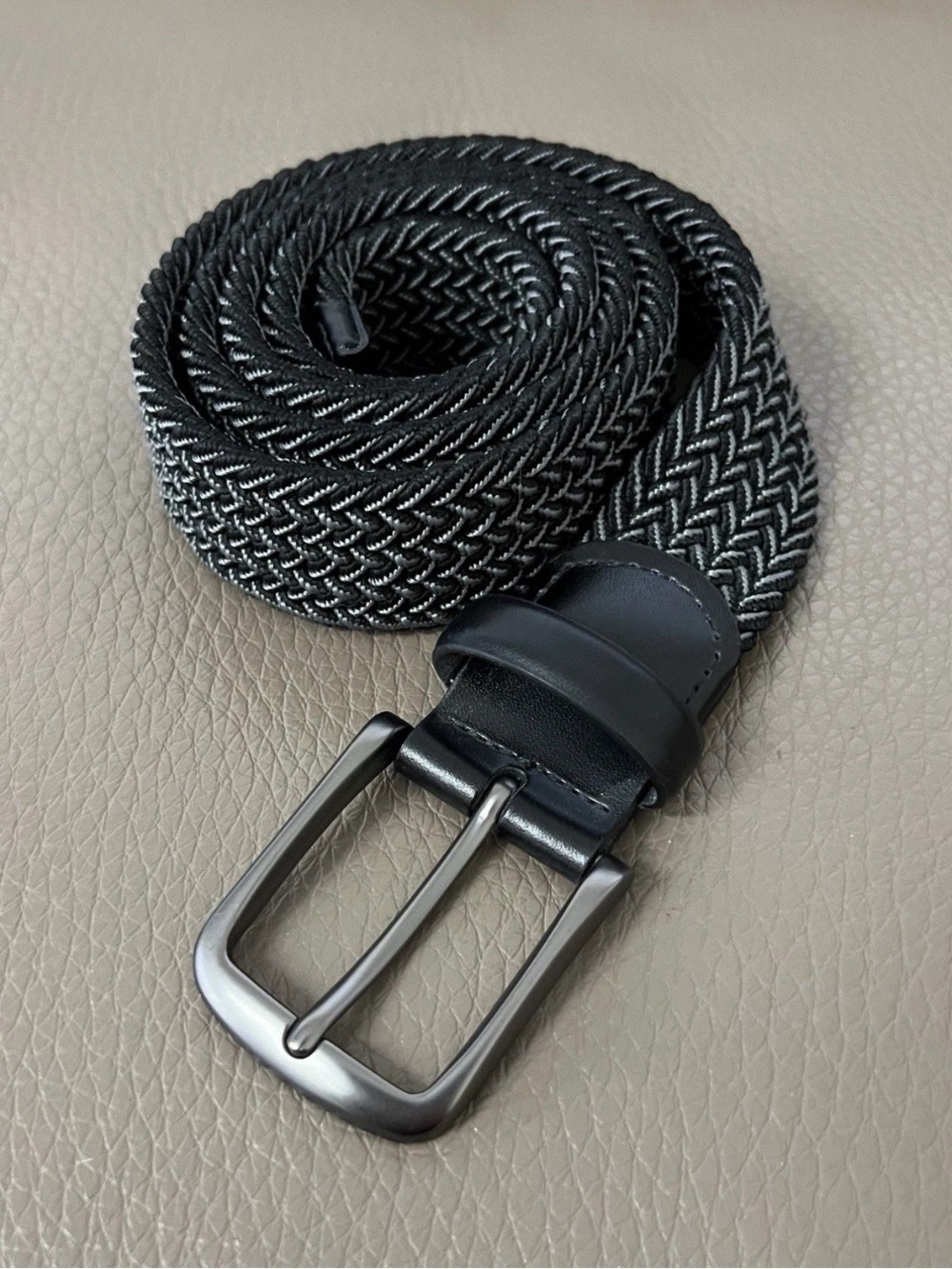 Unisex belt, black and slightly grey, one size, Perfect Condition